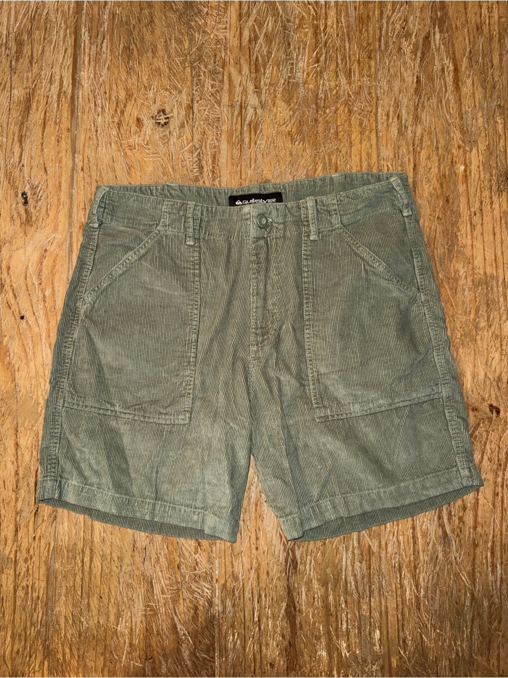 Quiksilver Men's Olive Green Corduroy Cargo Shorts